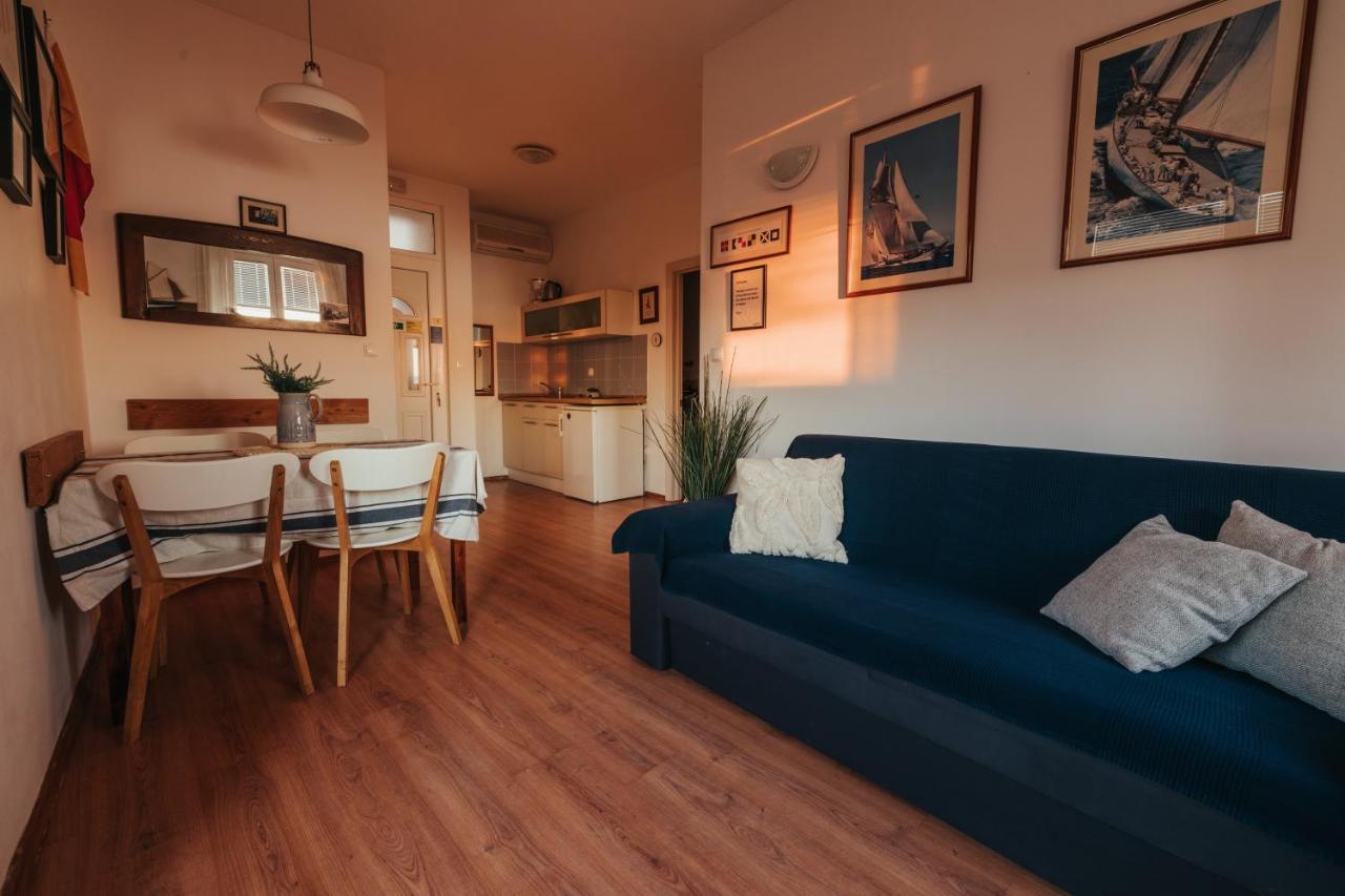 Apartments Villa Mandarina Подгора Экстерьер фото