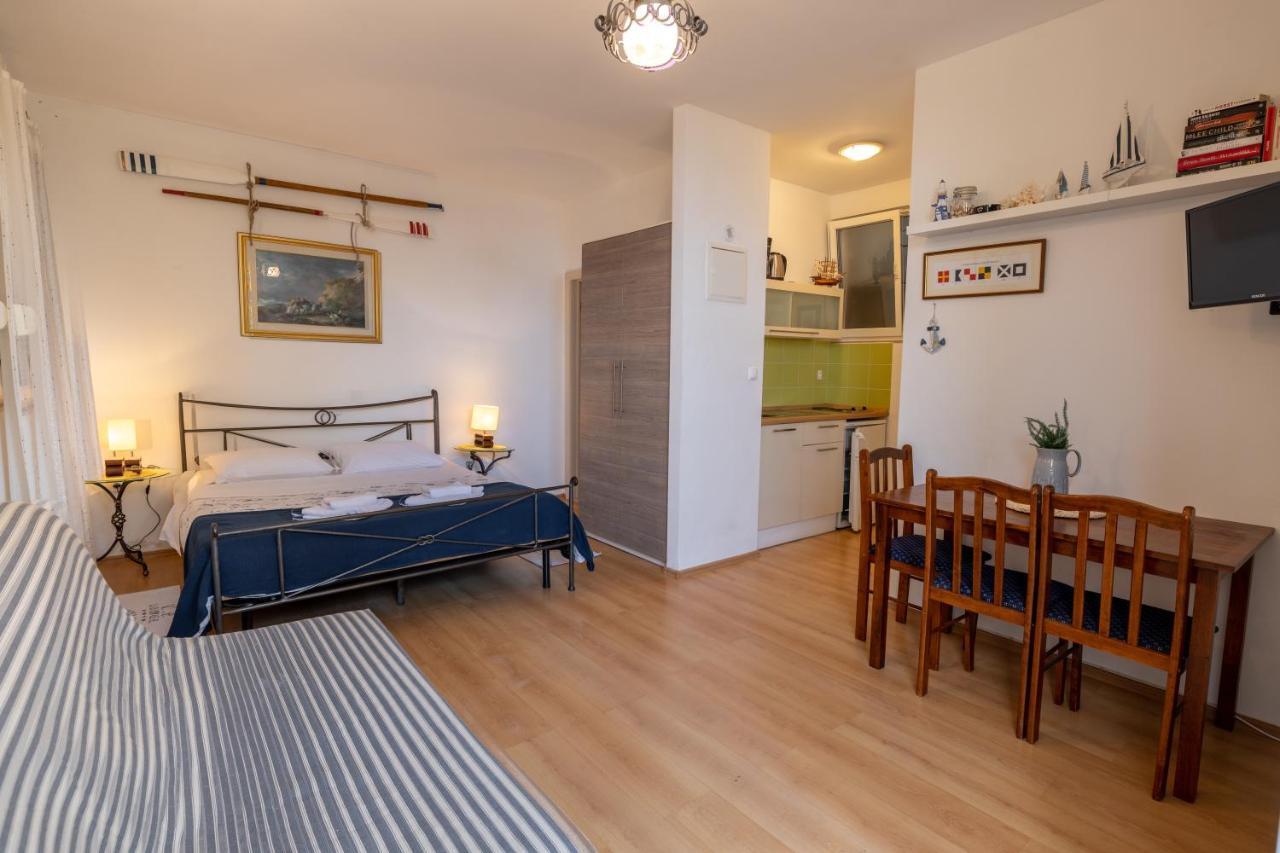 Apartments Villa Mandarina Подгора Номер фото