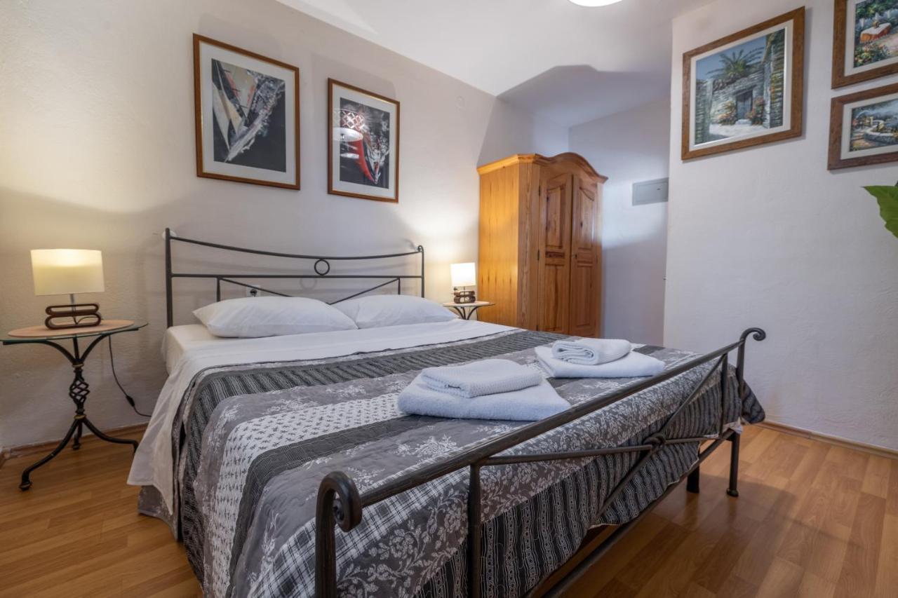 Apartments Villa Mandarina Подгора Номер фото